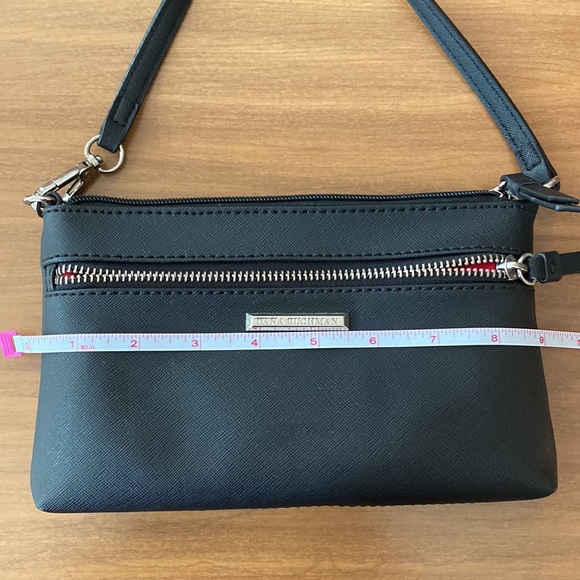Dana Buchman Purse - Picture 7 of 9